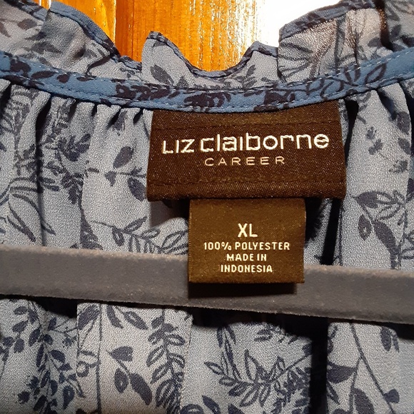 Liz Claiborne Career Top - Picture 2 of 3